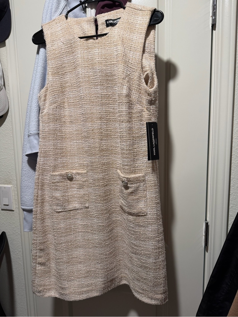 Karl Lagerfeld Paris Sleeveless Shift Dress NWT Size 8 Taupe & White